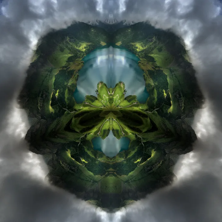 Mirror bot _33